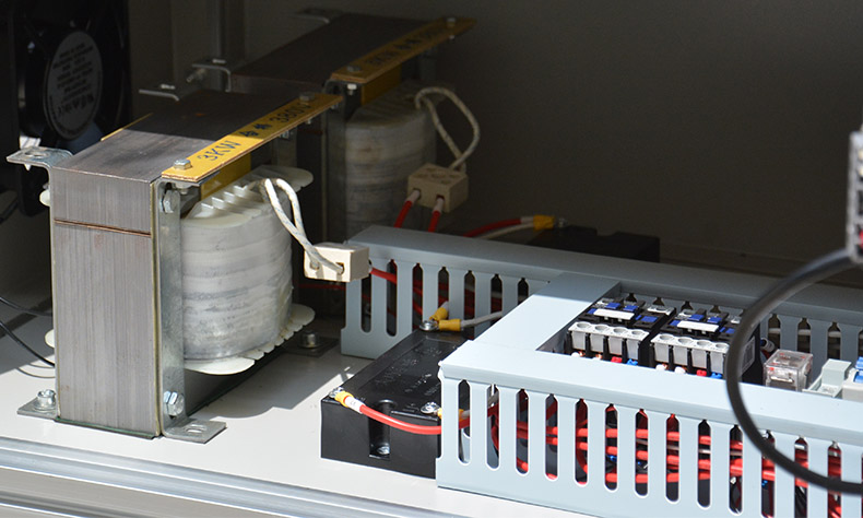 桌面式手機(jī)數(shù)據(jù)線粘接UV固化機(jī) 桌面式手機(jī)數(shù)據(jù)線粘接UV固化機(jī)