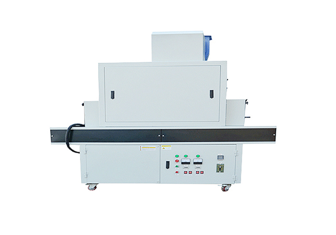 KT板應(yīng)用uv固化機(jī).jpg KT板應(yīng)用uv固化機(jī).jpg